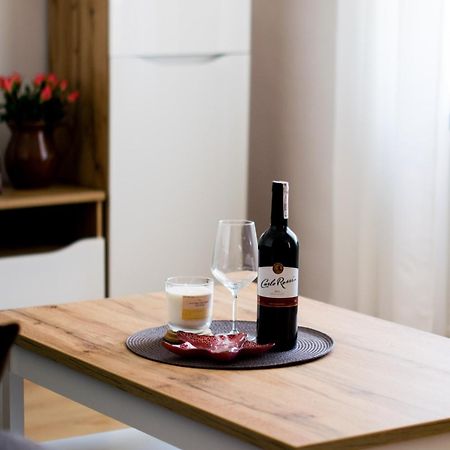 Color 24 Apartament V Daire Stalowa Wola Dış mekan fotoğraf