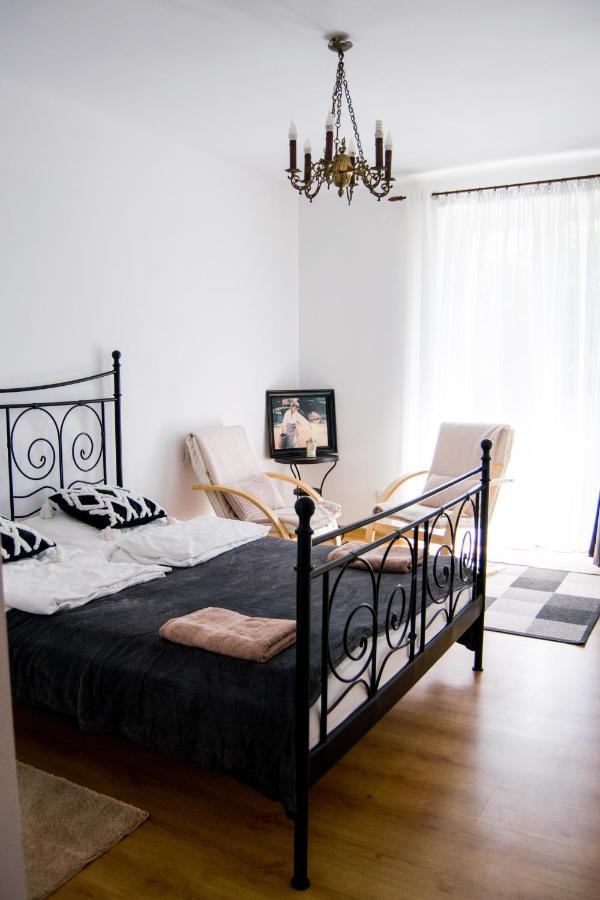 Color 24 Apartament V Daire Stalowa Wola Dış mekan fotoğraf