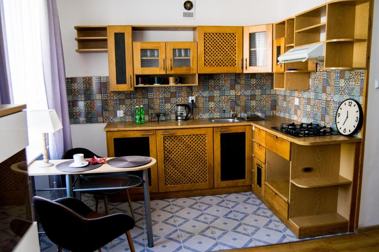 Color 24 Apartament V Daire Stalowa Wola Dış mekan fotoğraf